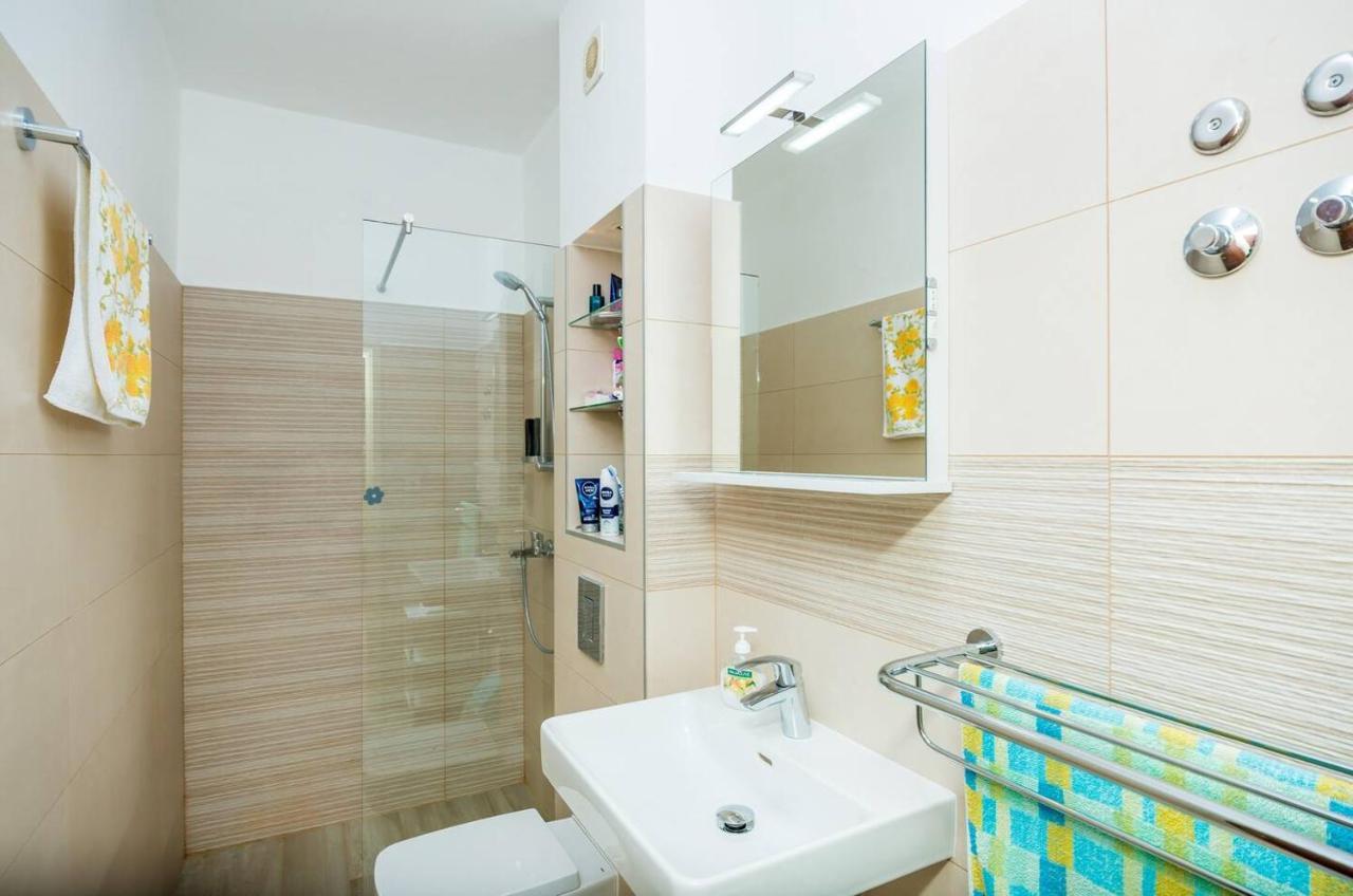 Violic Apartments 扎通 外观 照片