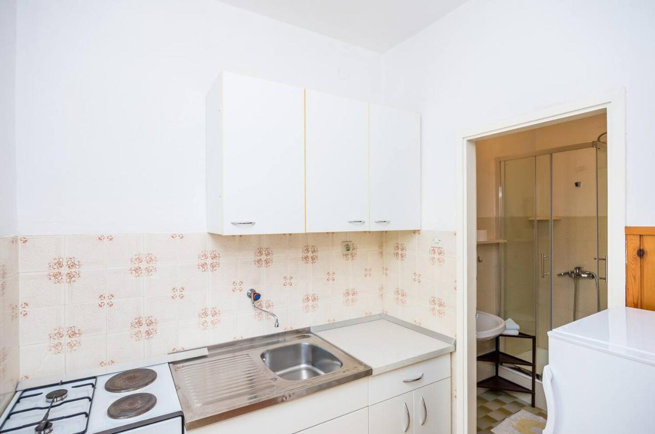 Violic Apartments 扎通 外观 照片